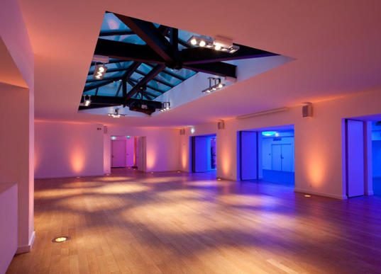 8 valois- lieu contemporain - trouver votre lieu