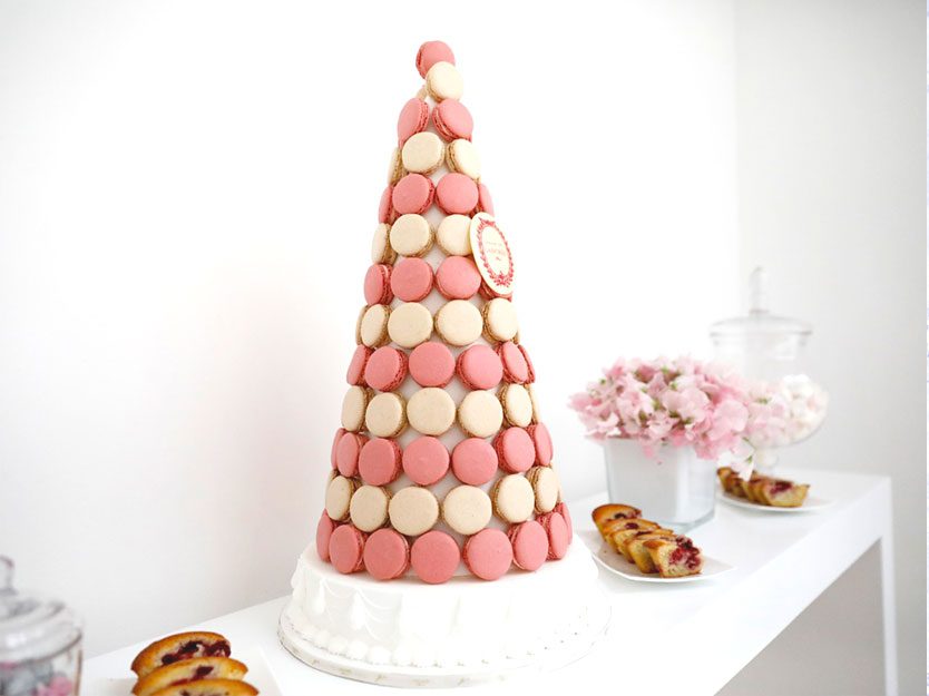 décoration ladurée_macaron_Piece_montée_Trait_tendance_1.jpg