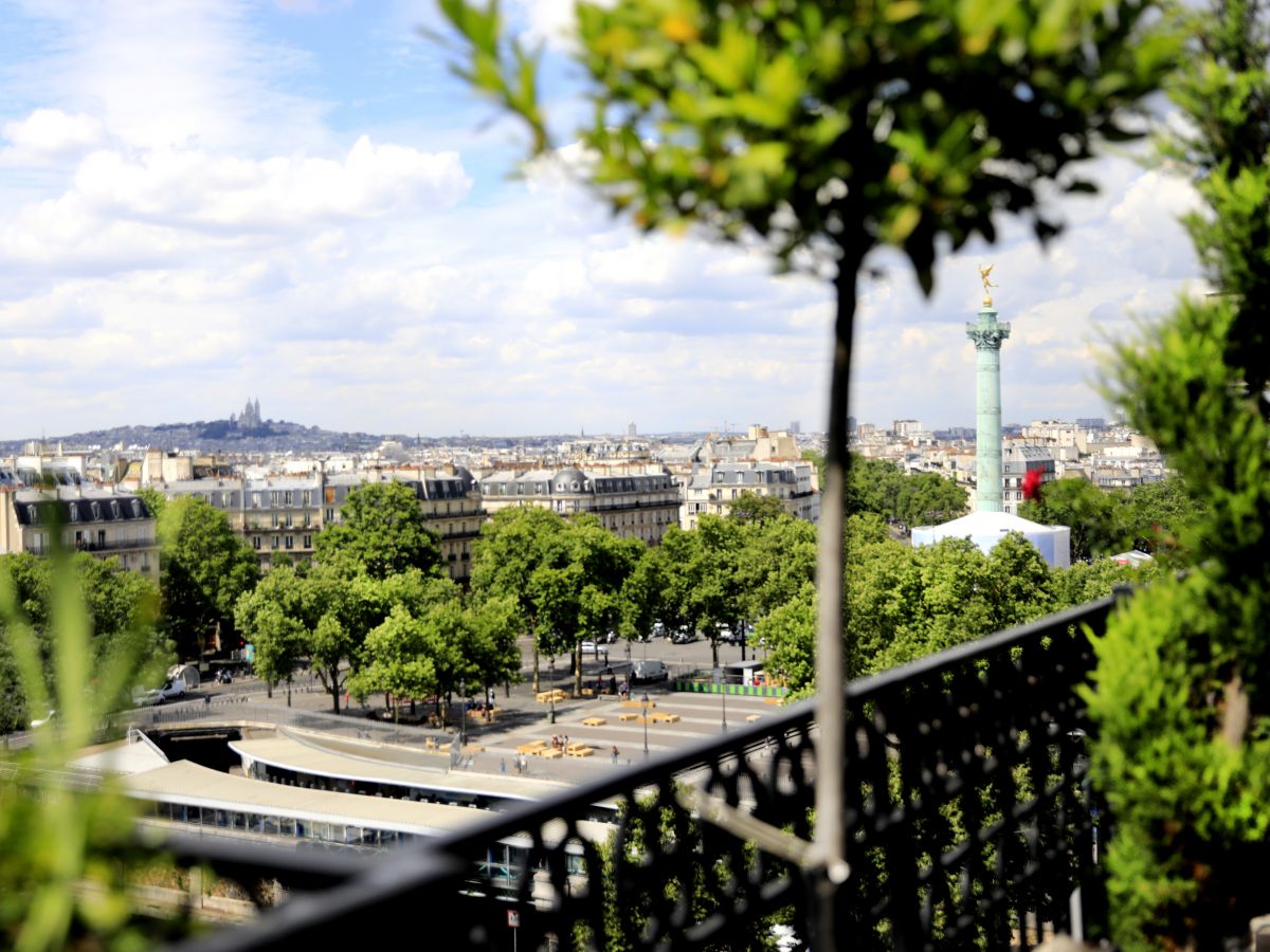 privatisation rooftop Bastille