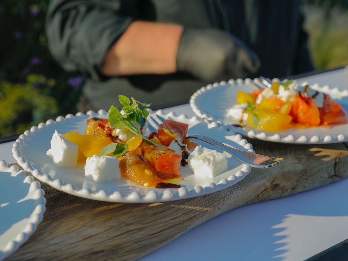 Soirée sur un rooftop avec vue sur les Invalides, avec Hugo Riboulet en cuisine